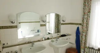 von_poll_real_estate_property_26011001_image_14