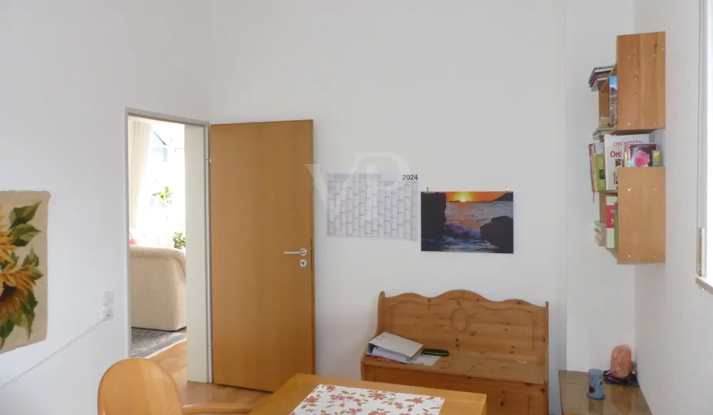 zweites Schlafzimmer oder EssbereichP1060306