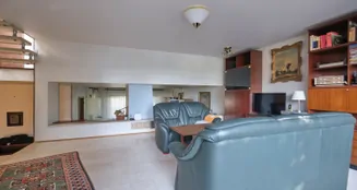 von_poll_real_estate_property_25011021_image_13