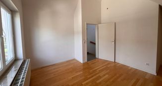 von_poll_real_estate_property_25011004_image_25
