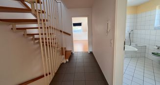 von_poll_real_estate_property_25011004_image_23