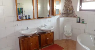 von_poll_real_estate_property_25011031_image_10