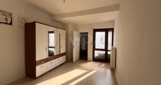 von_poll_real_estate_property_25011030_image_6