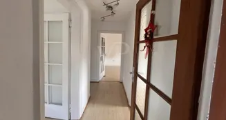 von_poll_real_estate_property_25011030_image_12