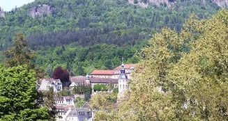 von_poll_real_estate_property_25011033_image_0