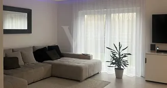 von_poll_real_estate_property_25011032_image_17