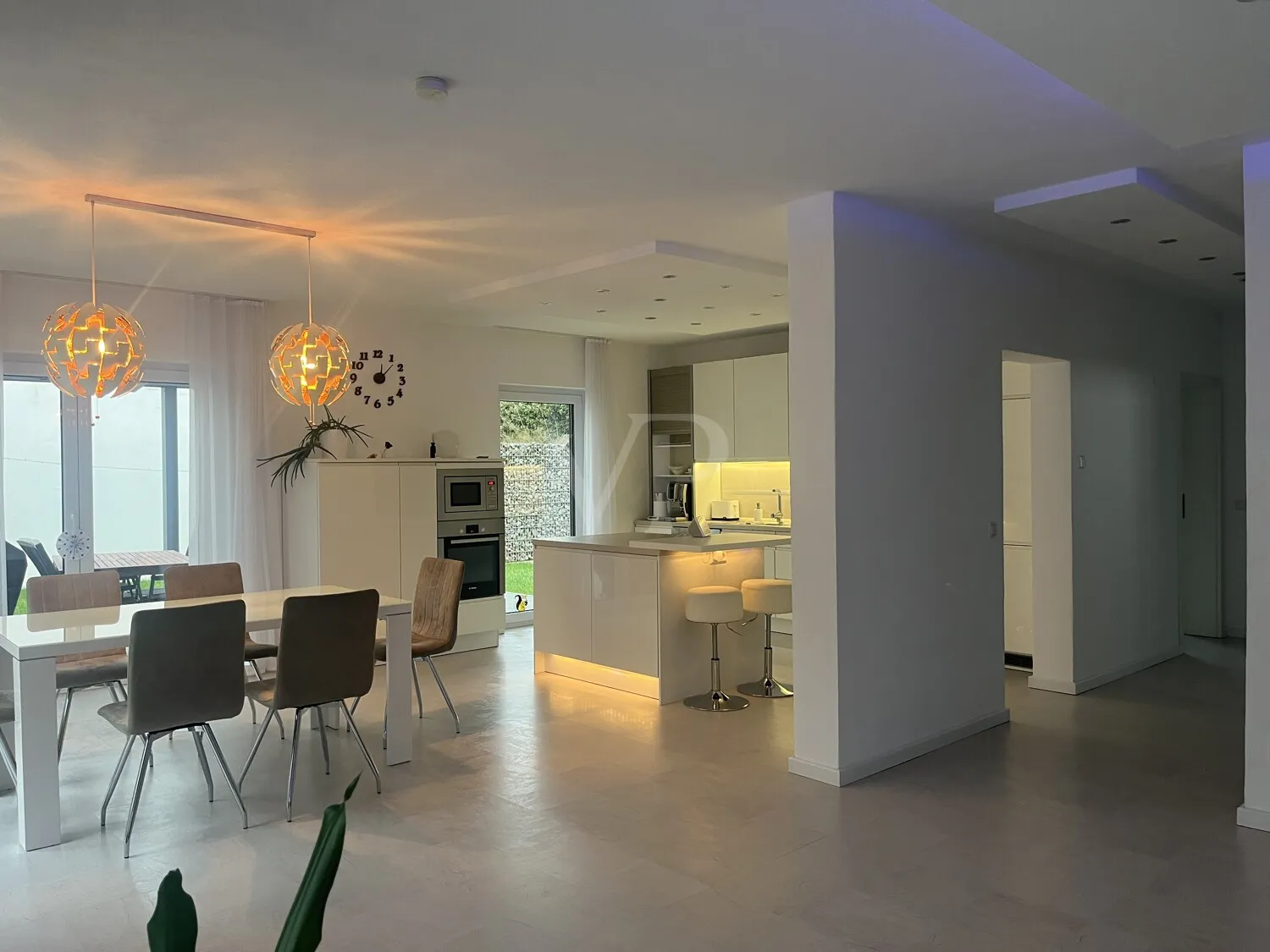 Offener Wohn Ess und Küchenbereich