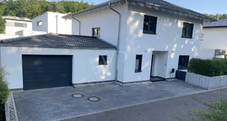 von_poll_real_estate_property_25011032_image_1