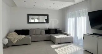 von_poll_real_estate_property_25011032_image_16