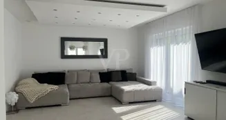 von_poll_real_estate_property_25011032_image_16