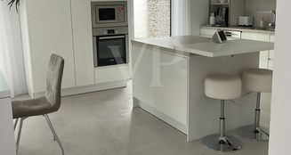 von_poll_real_estate_property_25011032_image_12