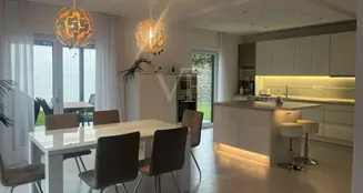 von_poll_real_estate_property_25011032_image_9