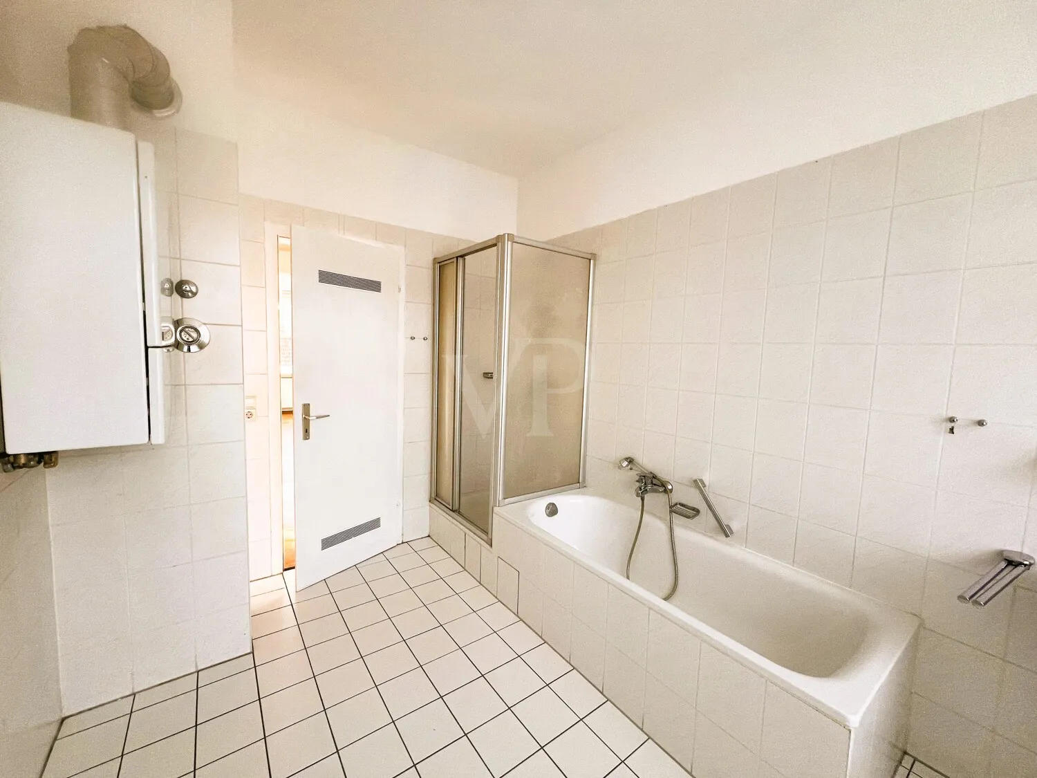 Bad, Badewann, Dusche 3