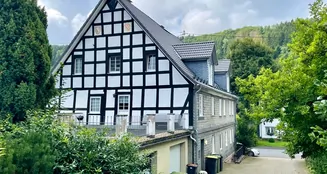 von_poll_real_estate_property_21039016_image_0