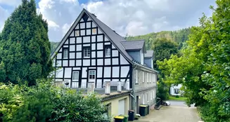 von_poll_real_estate_property_21039016_image_0