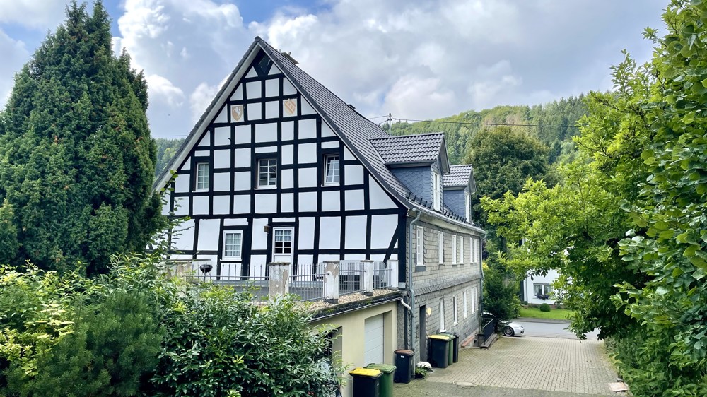 Dreifamilienhaus