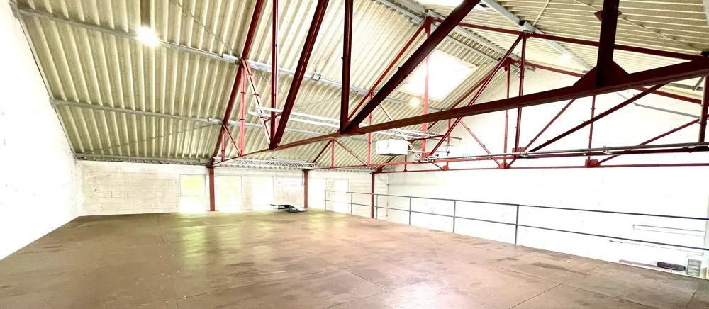 Produktionshalle / Lager