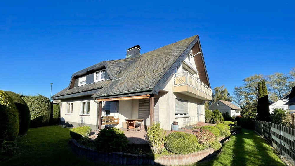 Erdgeschosswohnung mit Garten und Terrasse