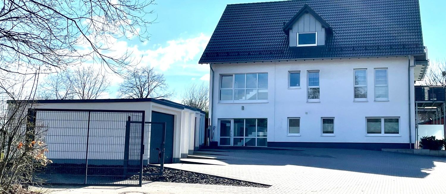 Ansicht mit Eingang