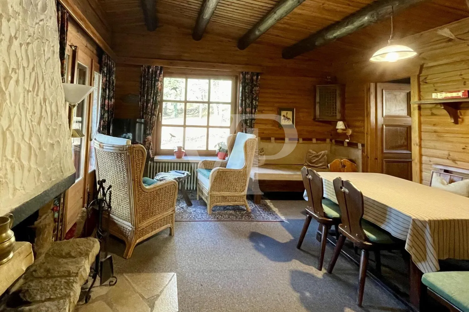 Wohn-Esszimmer 1. Obergeschoss mit Kamin