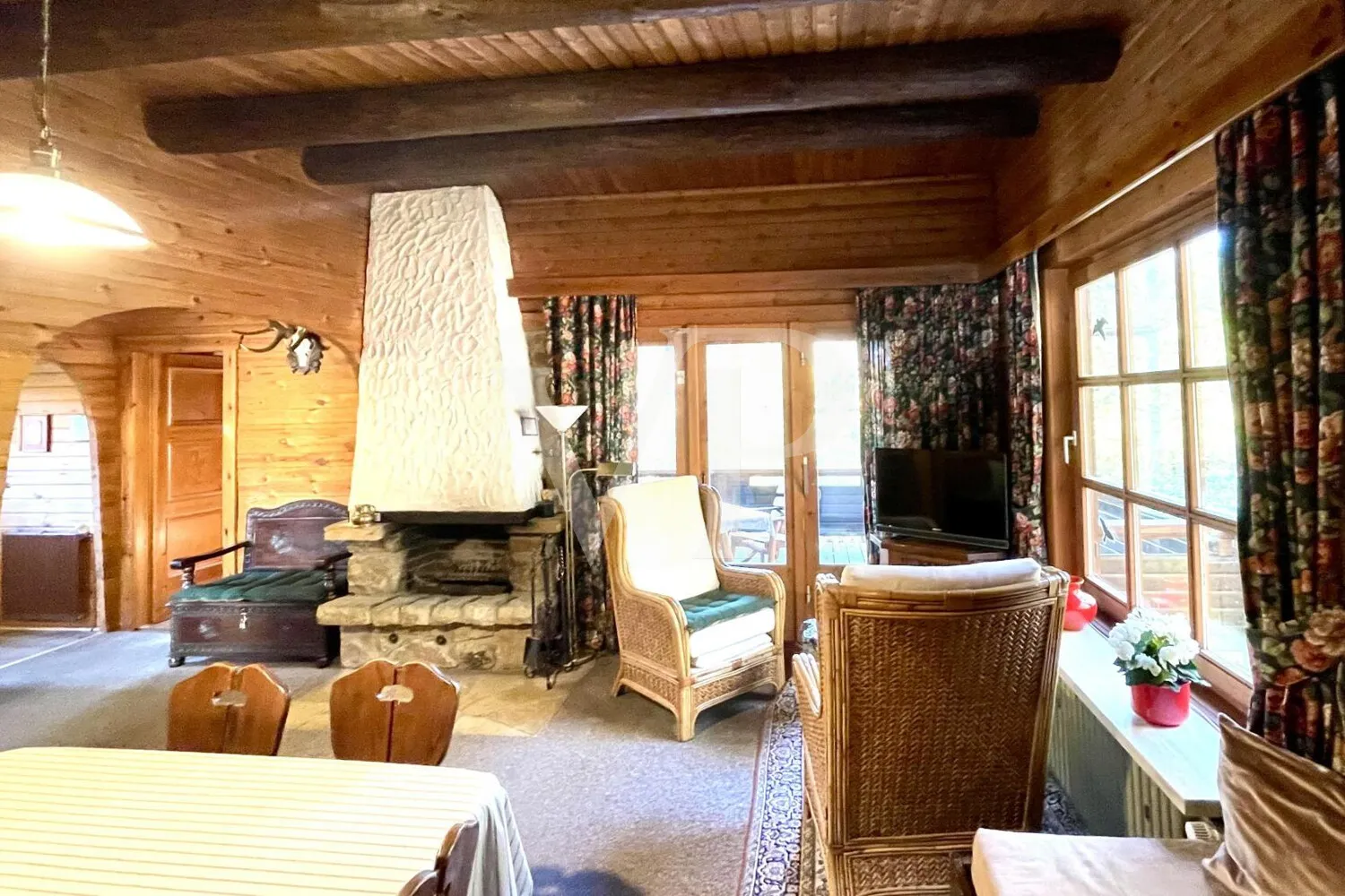 Wohn-Esszimmer 1. Obergeschoss mit Kamin