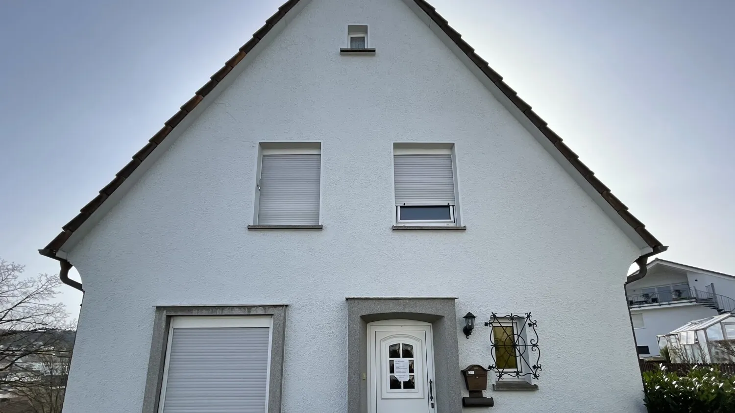 Giebelseite mit Eingang