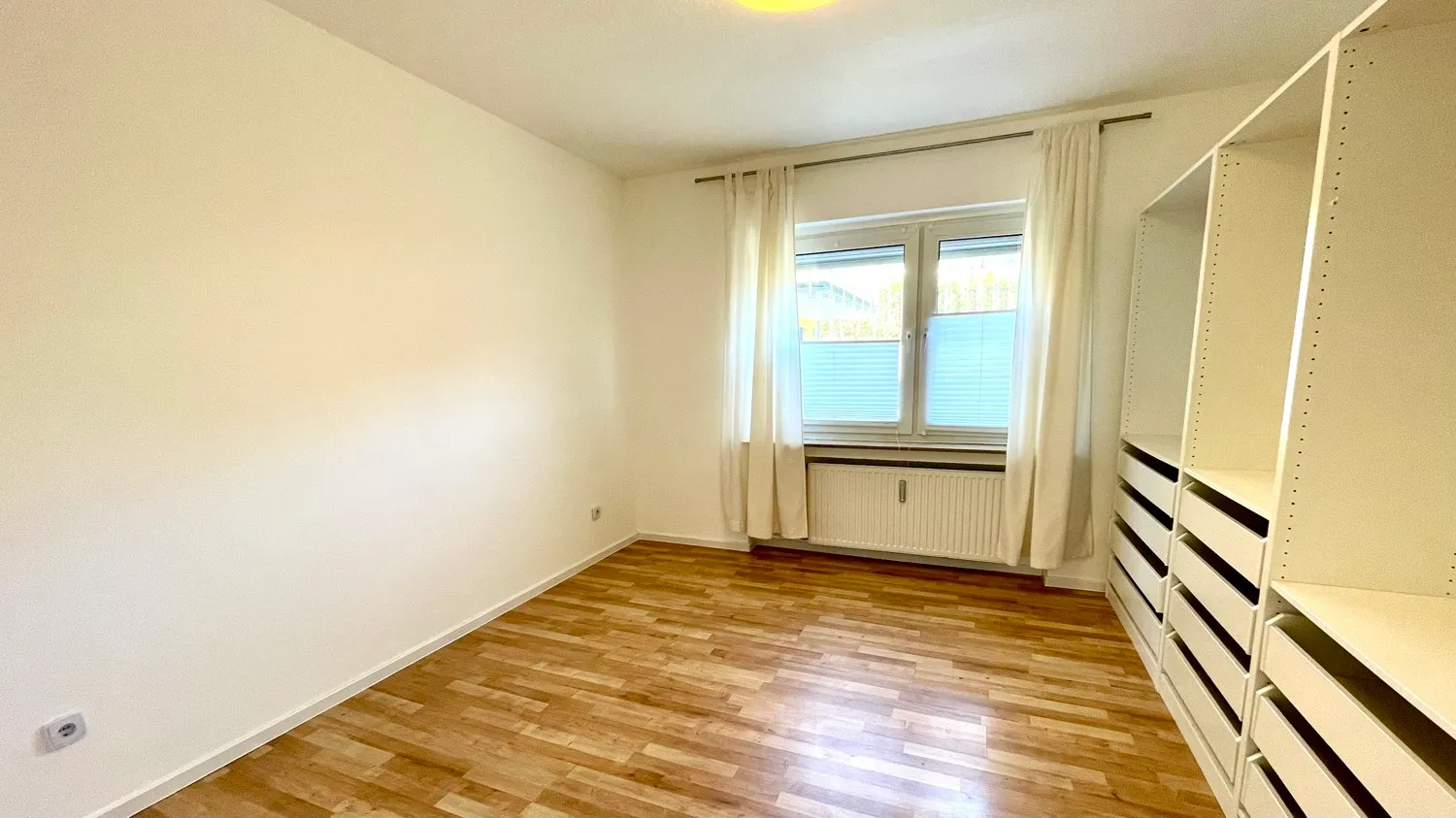 Bilder aus der benachbarten Vergleichswohnung