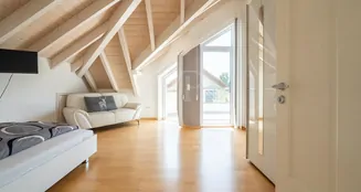 von_poll_real_estate_property_25211028_image_15