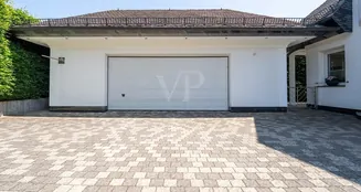 von_poll_real_estate_property_25211028_image_18