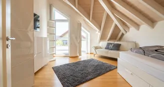 von_poll_real_estate_property_25211028_image_13