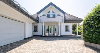 von_poll_real_estate_property_25211028_image_0