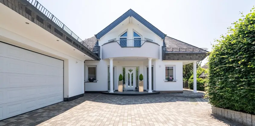 von Poll Immobilien GmbH