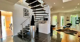 von_poll_real_estate_property_25211028_image_8