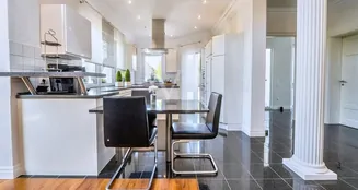 von_poll_real_estate_property_25211028_image_2