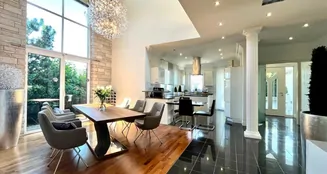 von_poll_real_estate_property_25211028_image_1