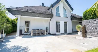 von_poll_real_estate_property_25211028_image_28