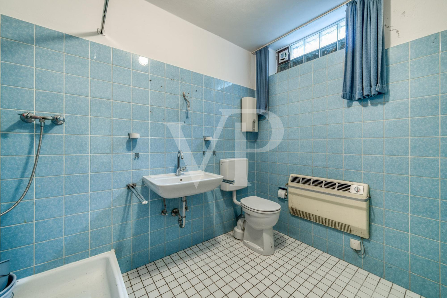 Badezimmer KG