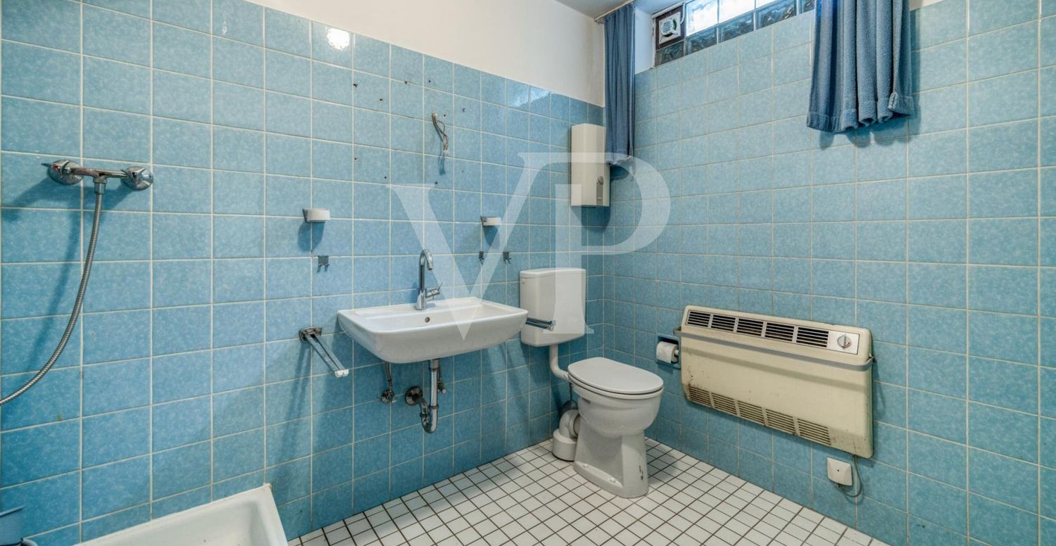 Badezimmer KG