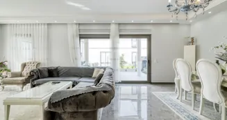 von_poll_real_estate_property_24014023_image_3