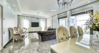 von_poll_real_estate_property_24014023_image_2