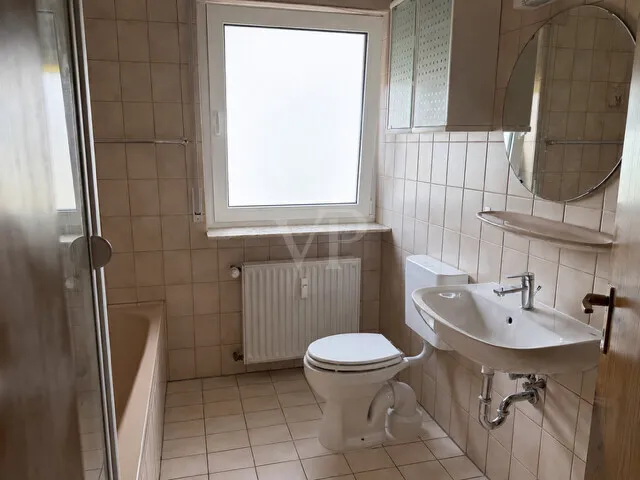 Badezimmer (kleine EG Wohnung)