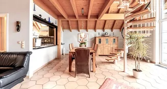 von_poll_real_estate_property_24211055_image_2