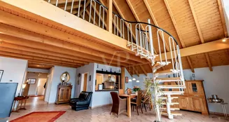 von_poll_real_estate_property_24211055_image_1