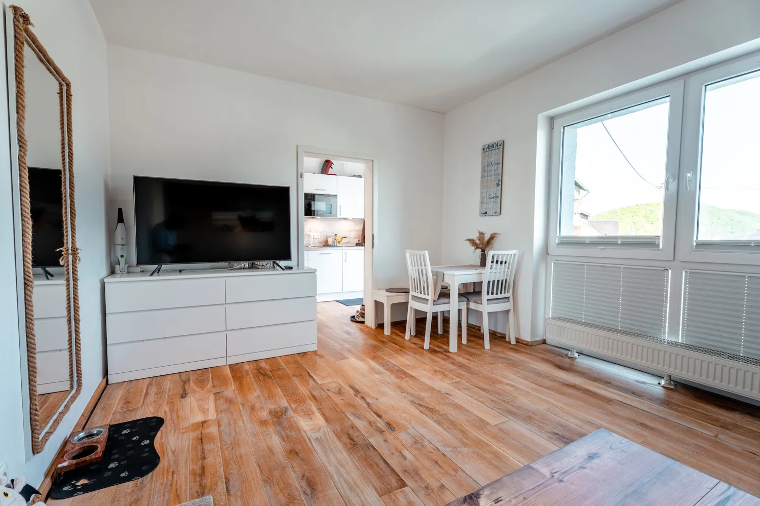 Wohnbereich im 3- Parteienhaus