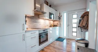 von_poll_real_estate_property_24211057_image_22