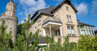 von_poll_real_estate_property_25014035_image_1