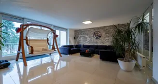 von_poll_real_estate_property_25014121_image_5