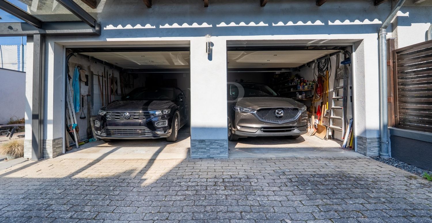 Doppelgarage