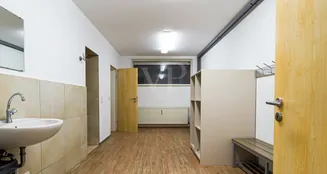 von_poll_real_estate_property_25211009_image_7