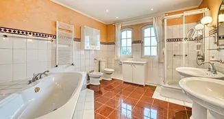 von_poll_real_estate_property_25014022_image_22